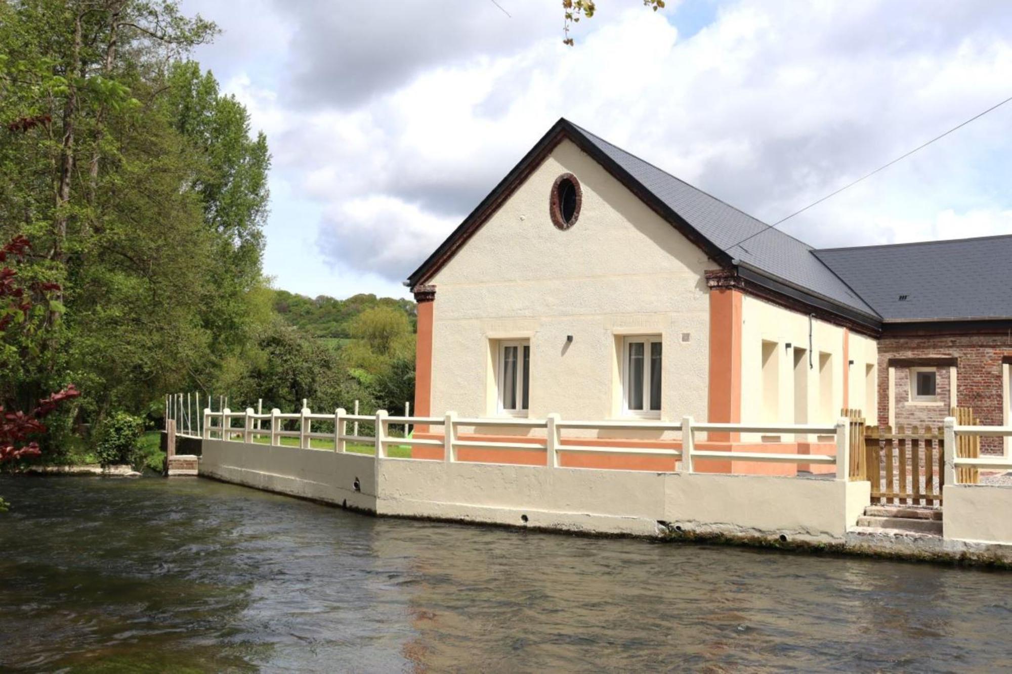 Villa Au Clair Matin Sur L'Yeres Sept-Meules Exterior foto